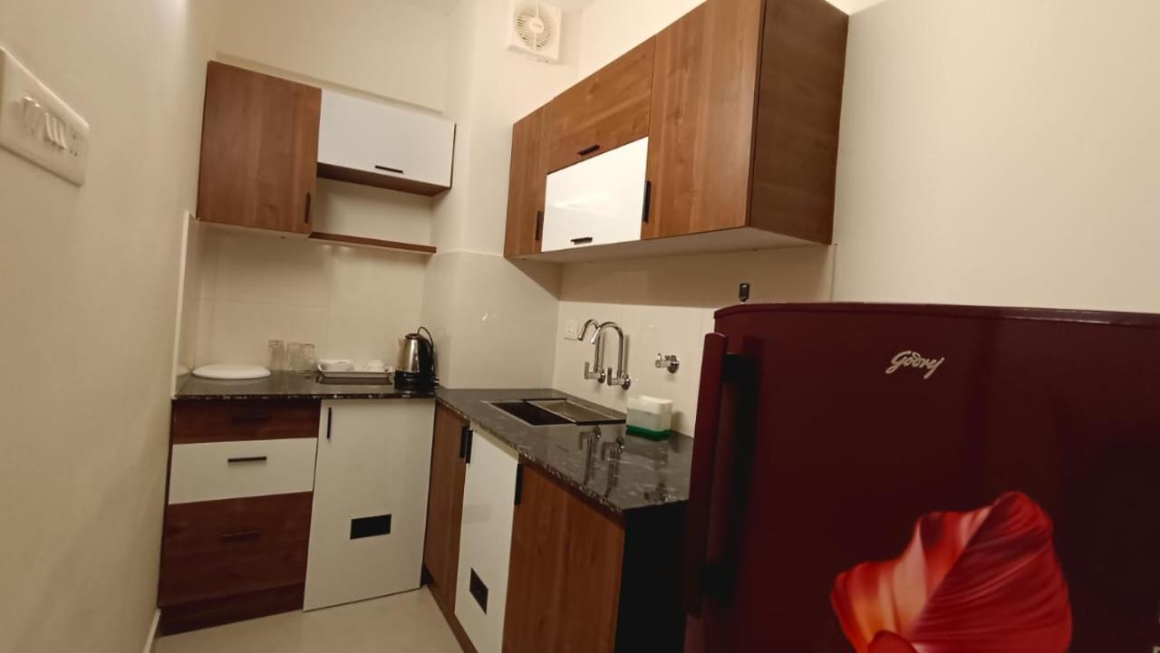 Lavender Airport Apartment Nedumbassery